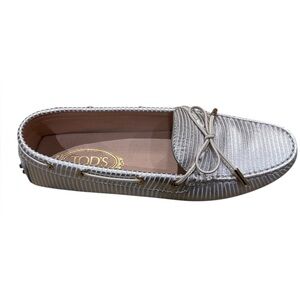 Tod's Women's Elegant Silver Moccasins